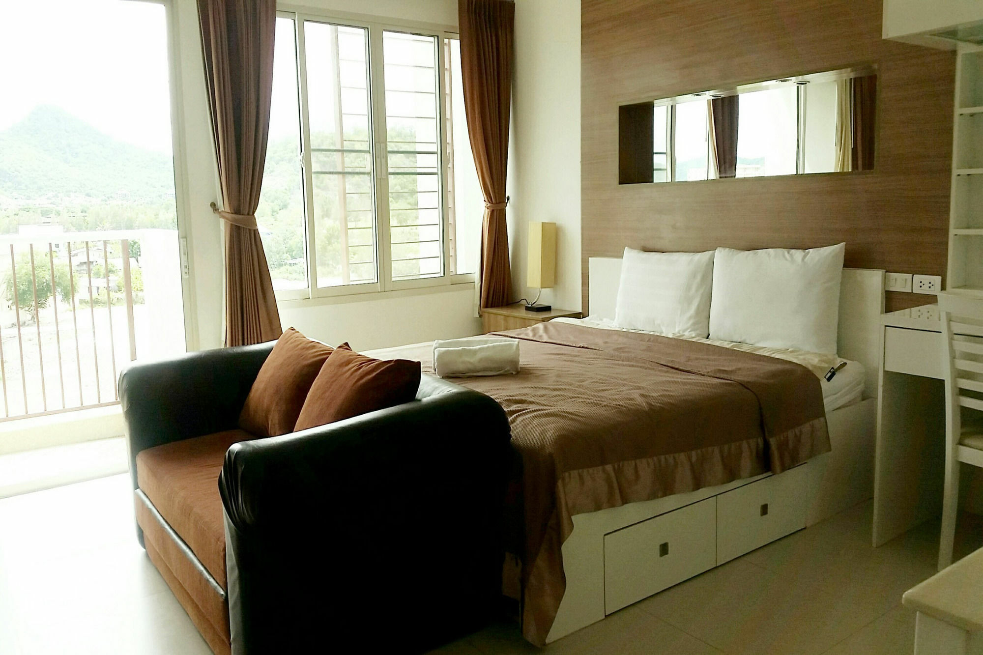 Appartamento The Seacraze Hua-Hin By Montri C. HHQ Esterno foto
